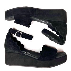 Nicole Black Wedge Sandal (New and Only Tried On)